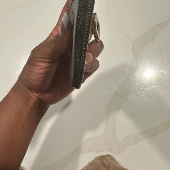 Louis Vuitton Brown Monogram Key Pouch - Picture 8 of 8